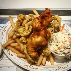 Like fried seafood? You've got to check out this hot spot of summer 2018, Bob's Clam Hut in Portland!